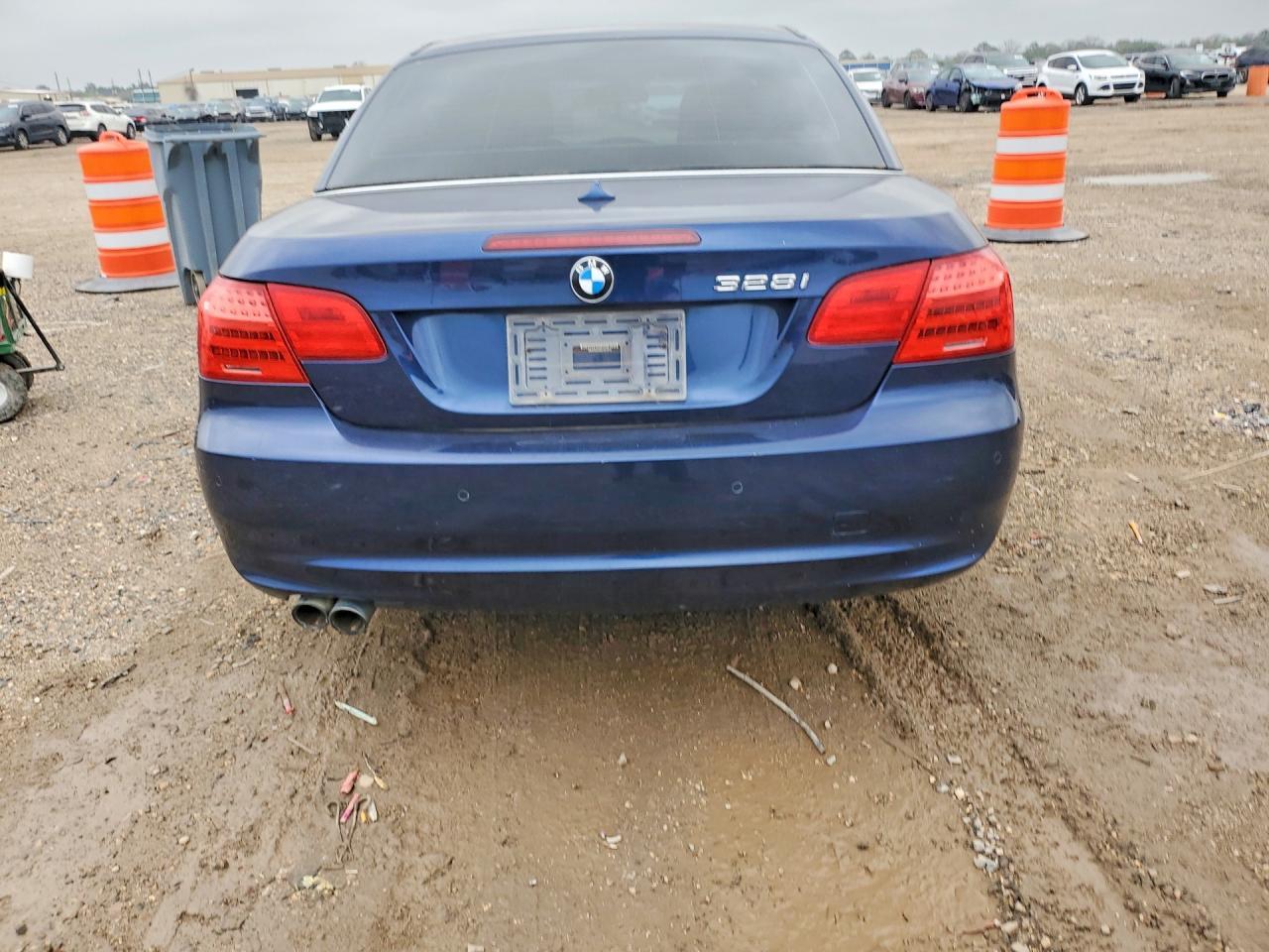 2013 BMW 328 I - Image 6