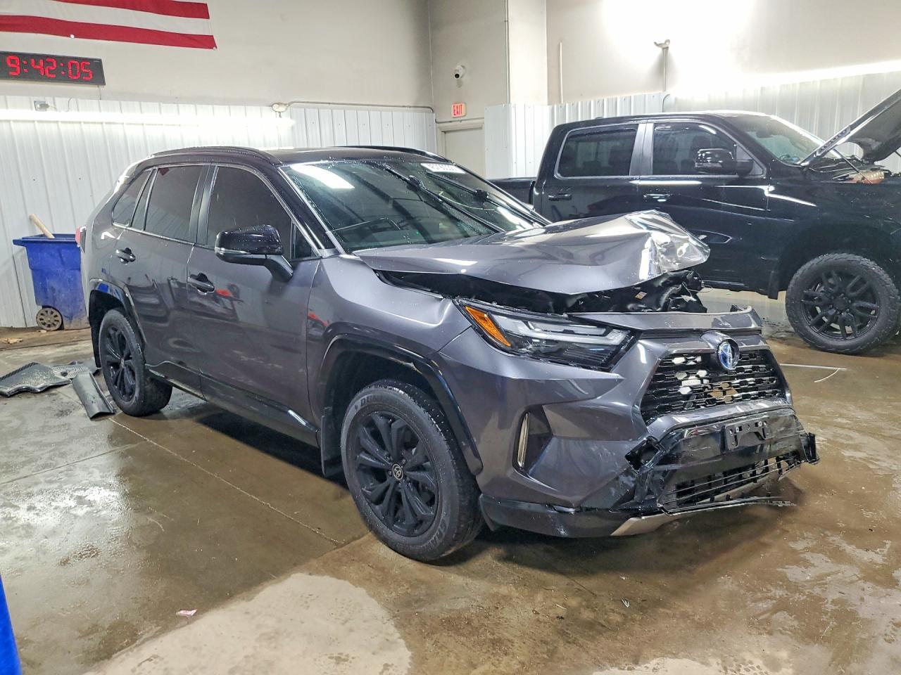 2023 Toyota Rav4 Hybrid Xse - Фото 4