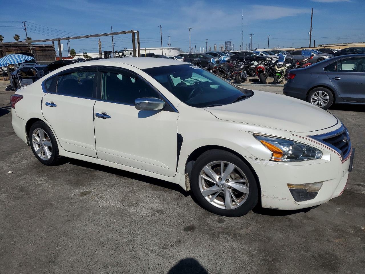 2014 Nissan Altima 2.5 S - Image 4