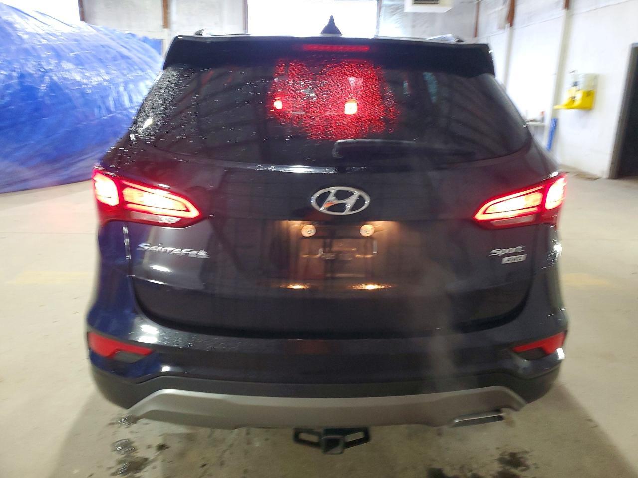 2017 Hyundai Santa Fe Sport 2.4L - Фото 6