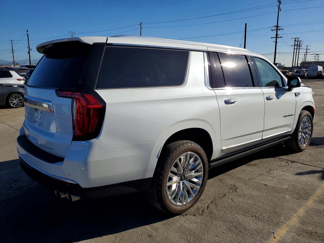 2024 GMC Yukon Xl Denali - Фото 3