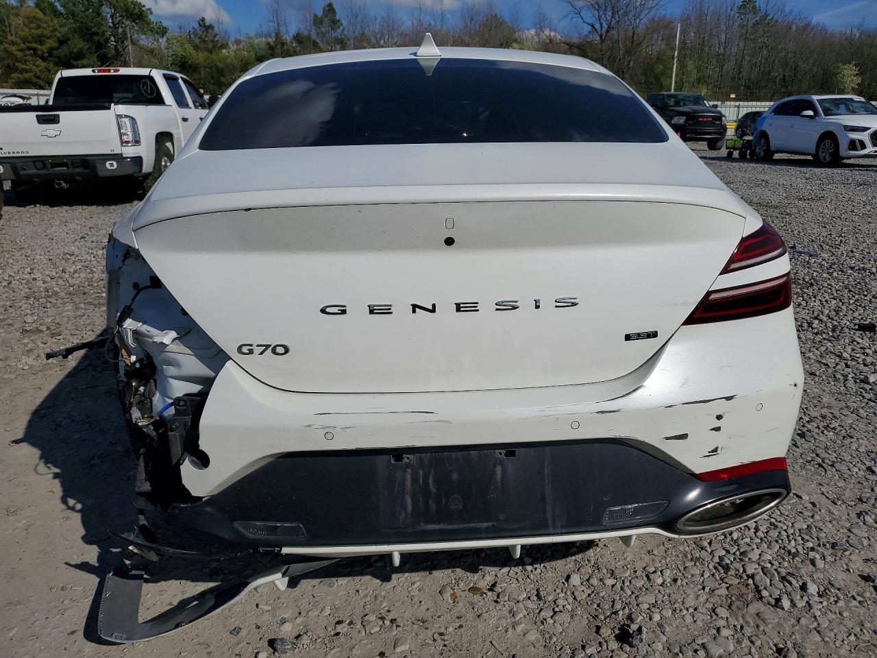 2022 Genesis G70 - Фото 6