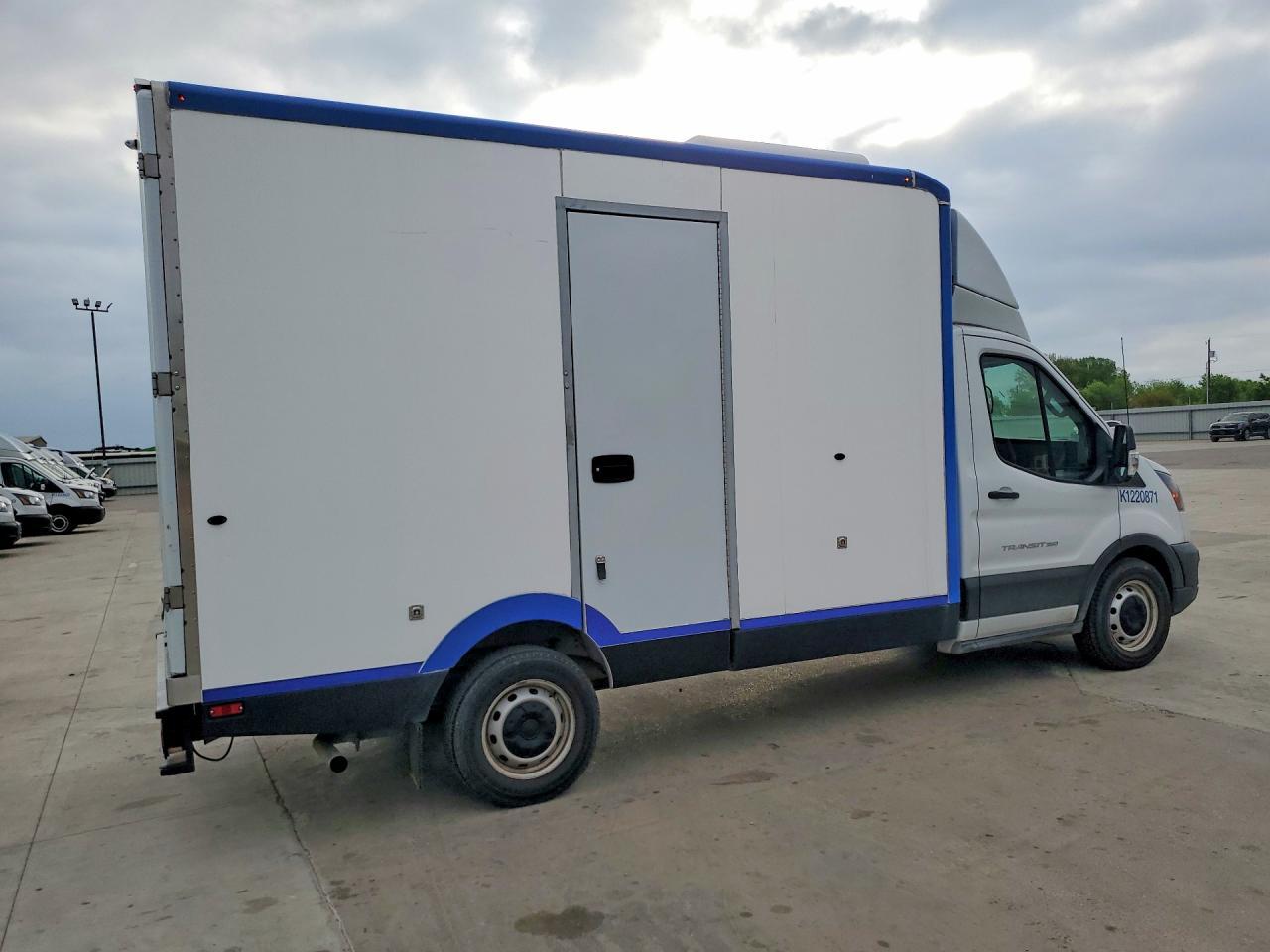 2022 Ford Transit T-350 - Фото 3