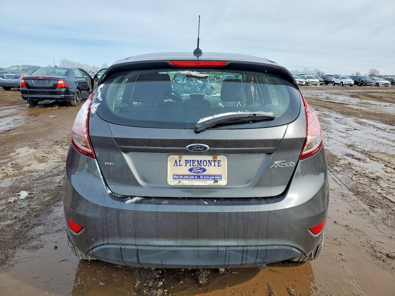 2016 Ford Fiesta Se - Image 6