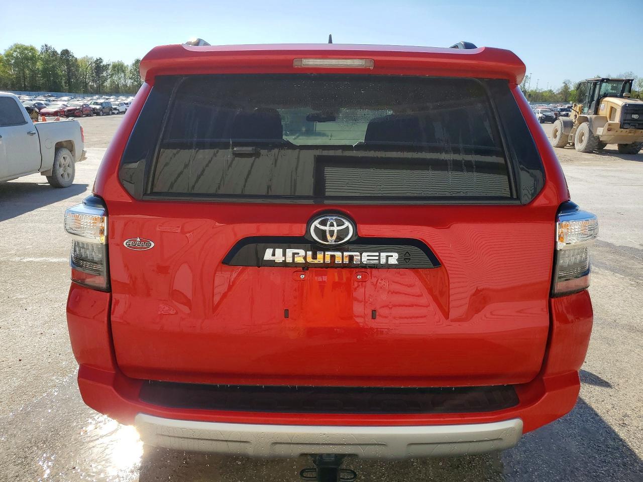 2024 Toyota 4Runner Sr5/Sr5 Premium - Image 6