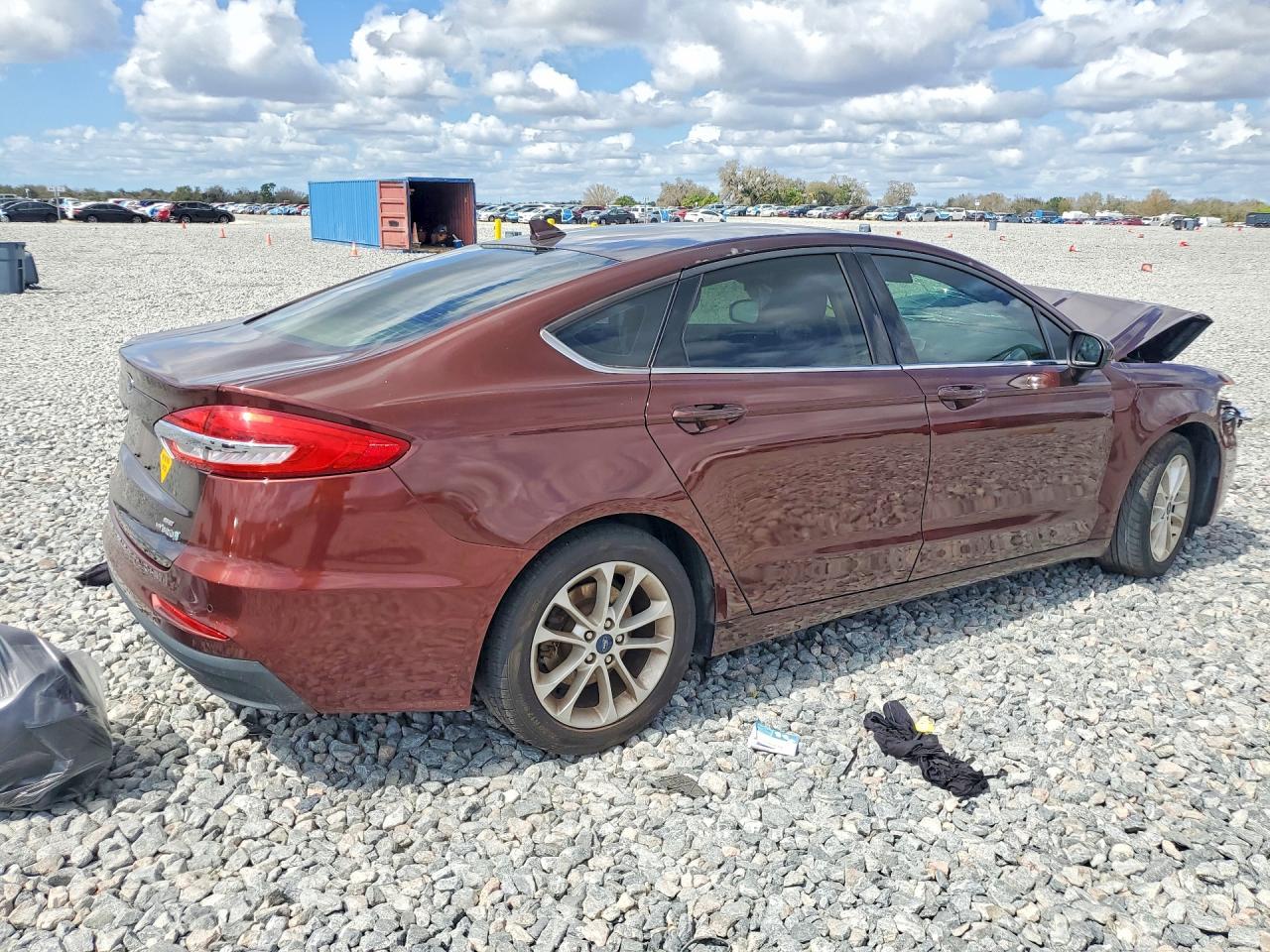 2019 Ford Fusion Se - Image 3