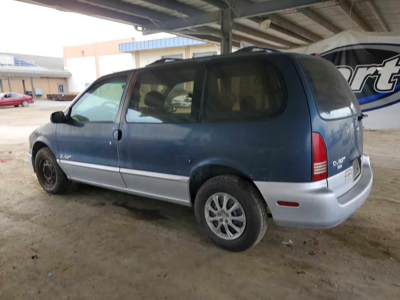 1997 Nissan Quest Xe - Фото 2
