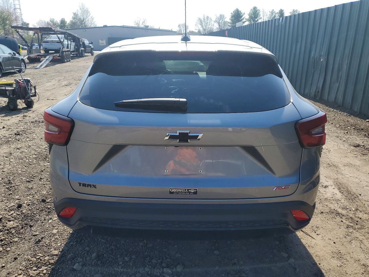 2025 Chevrolet Trax 1Rs - Фото 6