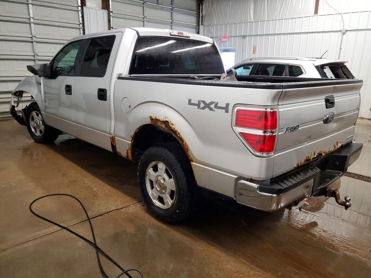 2014 Ford F150 Stx - Фото 2