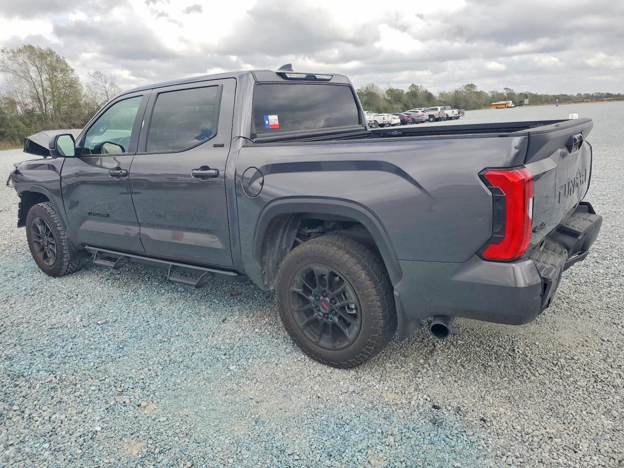 2024 Toyota Tundra Sr5 - Image 2