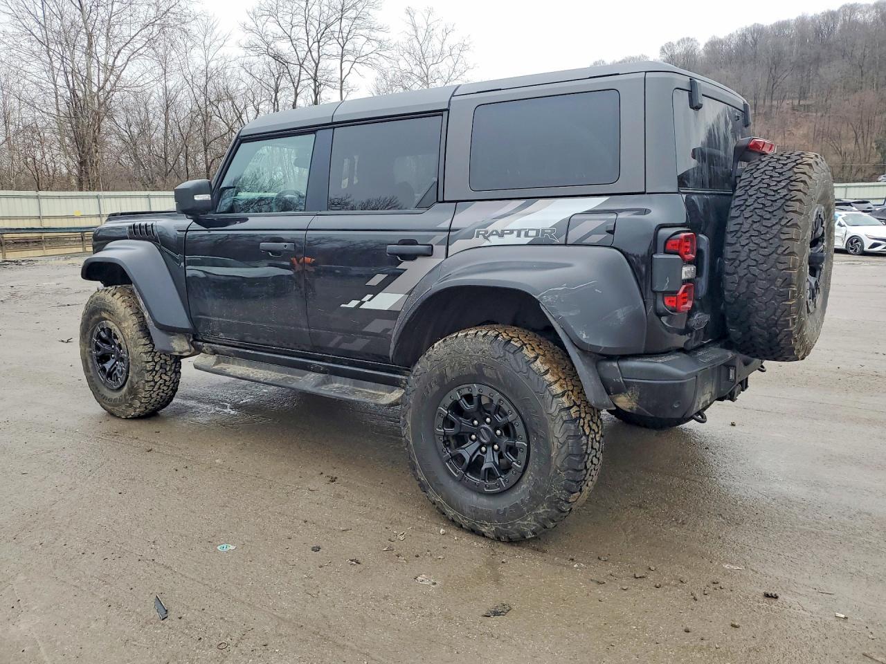 2023 Ford Bronco Raptor - Фото 2