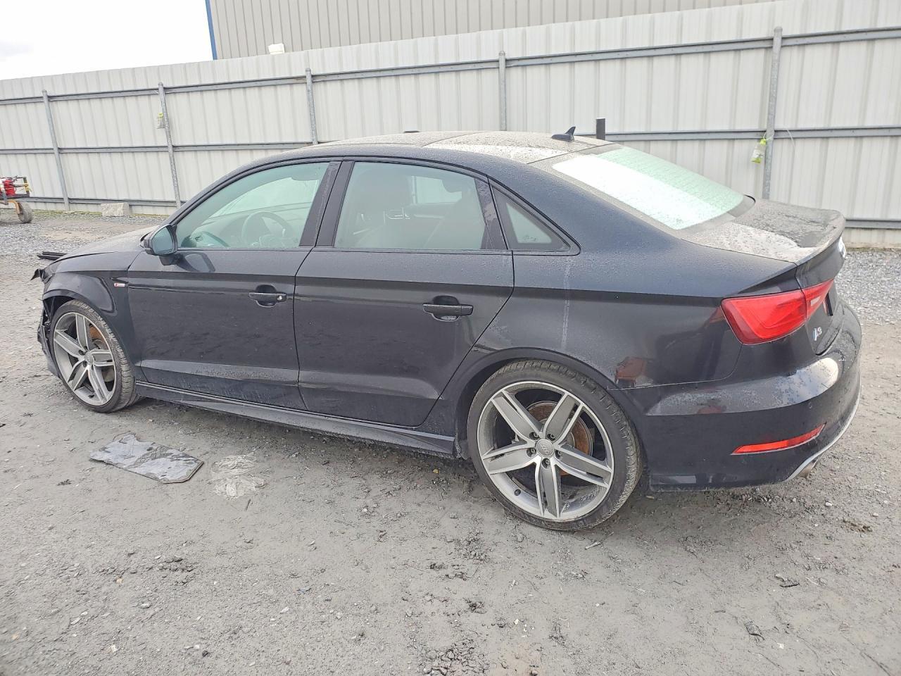 2016 Audi A3 Premium - Фото 2