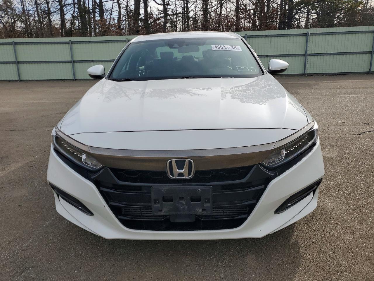 2018 Honda Accord Sport - Image 5