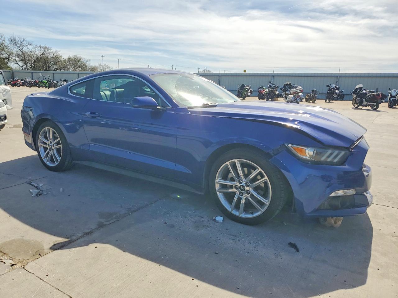 2016 Ford Mustang - Image 4