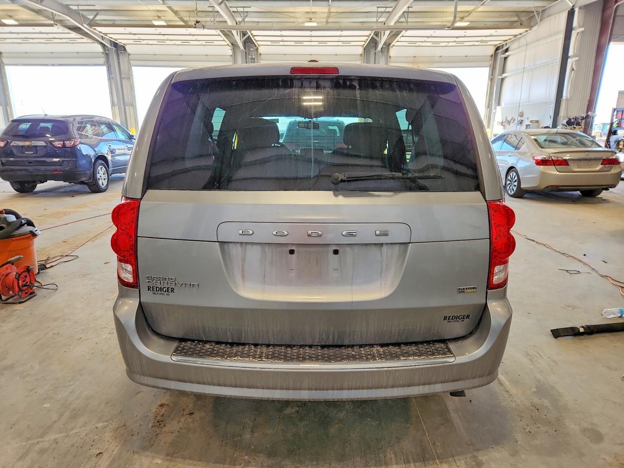 2017 Dodge Grand Caravan Se - Фото 6