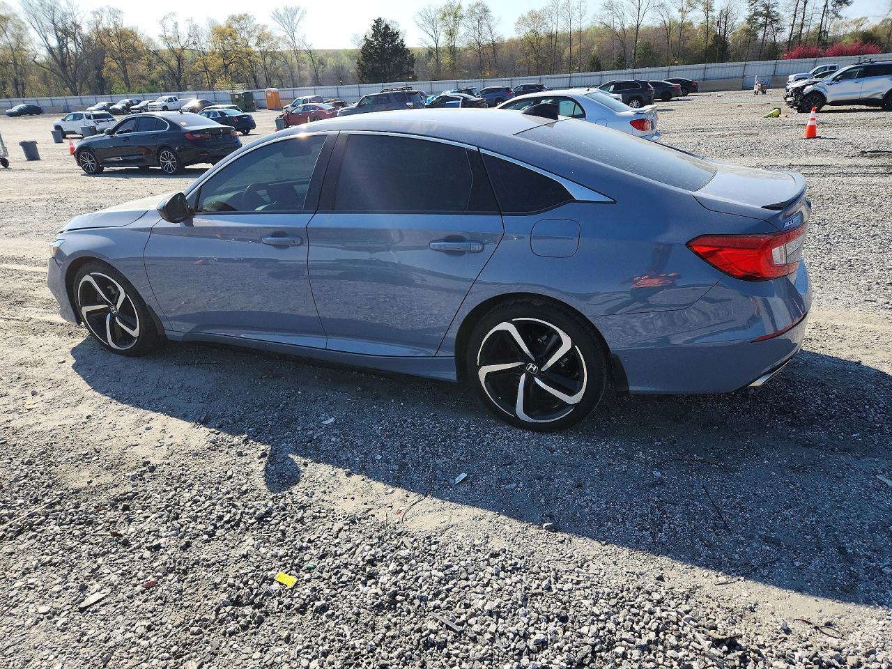 2022 Honda Accord Sport - Фото 2