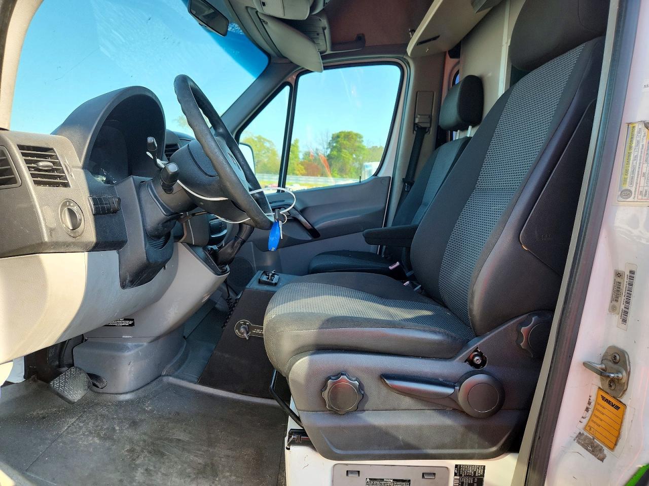 2012 Mercedes Benz Sprinter 2500 Ambulance - Фото 7