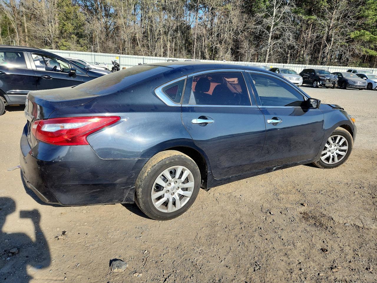 2017 Nissan Altima 2.5 S - Фото 3