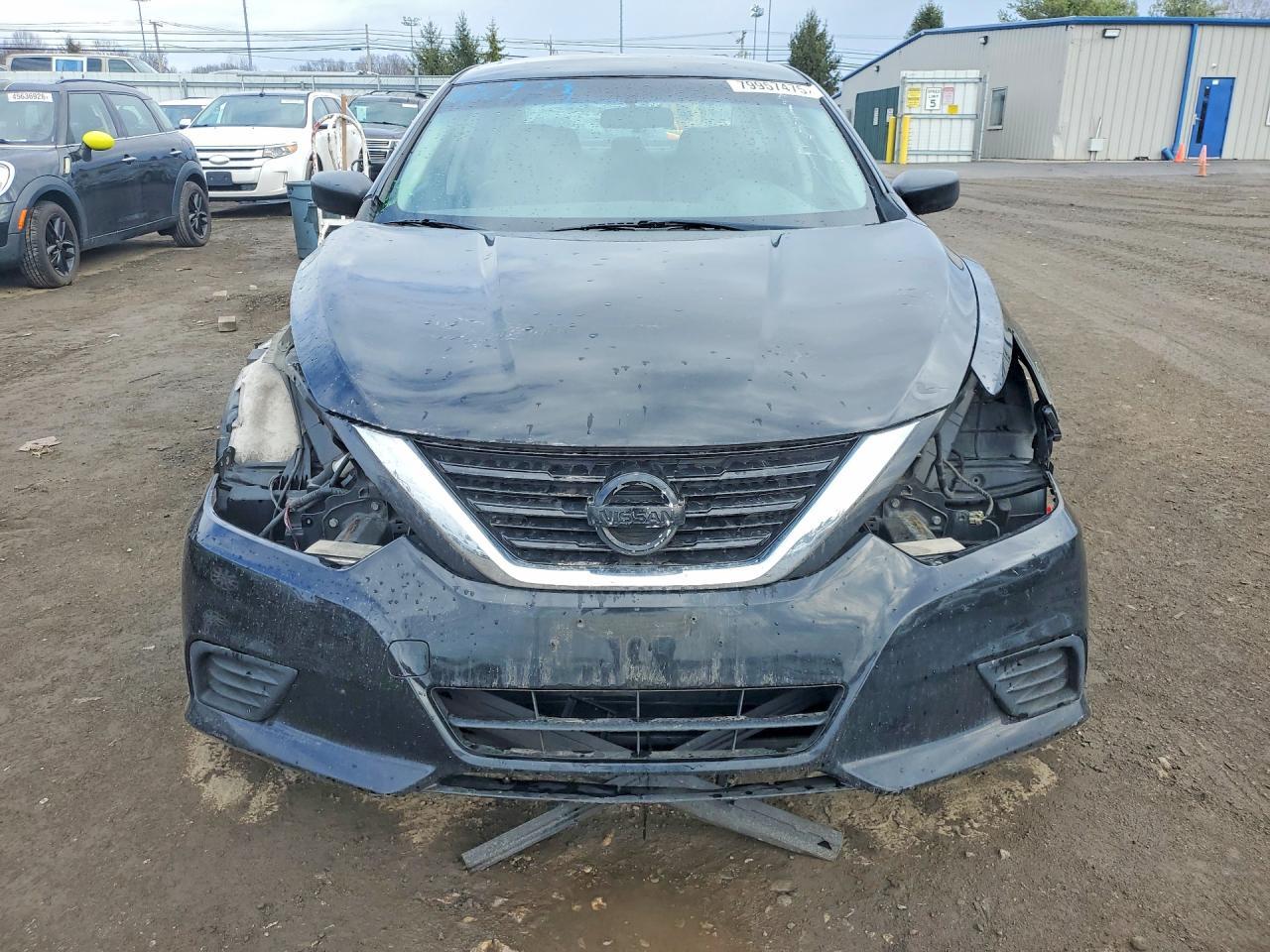 2017 Nissan Altima 2.5 Sr - Image 5