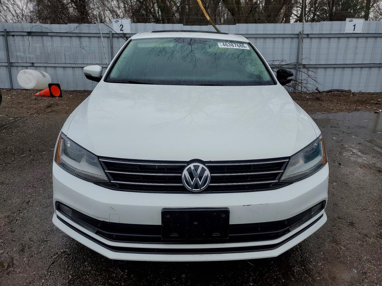 2017 Volkswagen Jetta Sel - Image 5