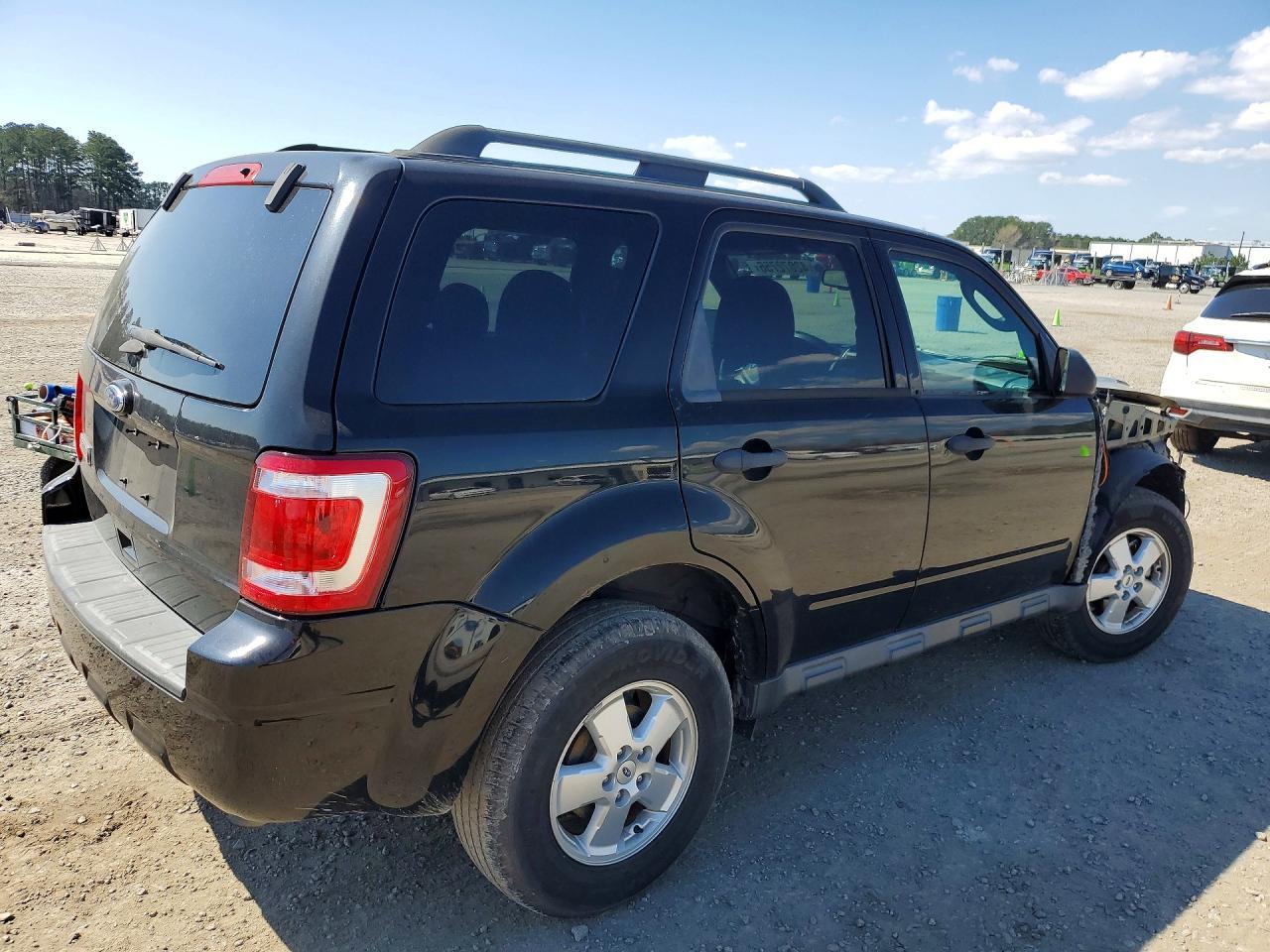 2012 Ford Escape Xlt - Фото 3