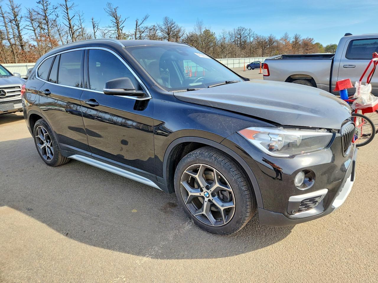 2019 BMW X1 xDrive28I - Фото 4