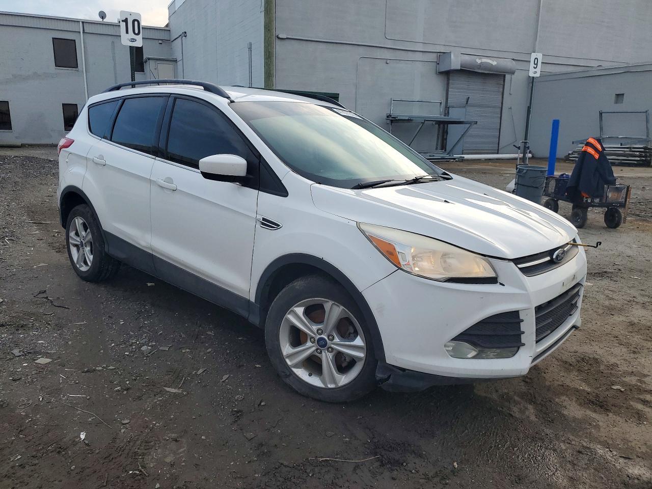 2014 Ford Escape Se - Фото 4