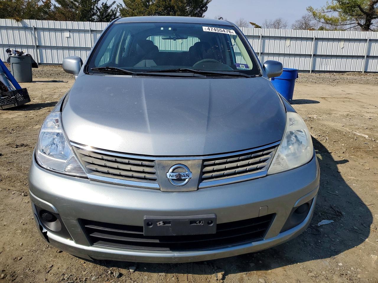 2009 Nissan Versa 1.8 S - Image 5