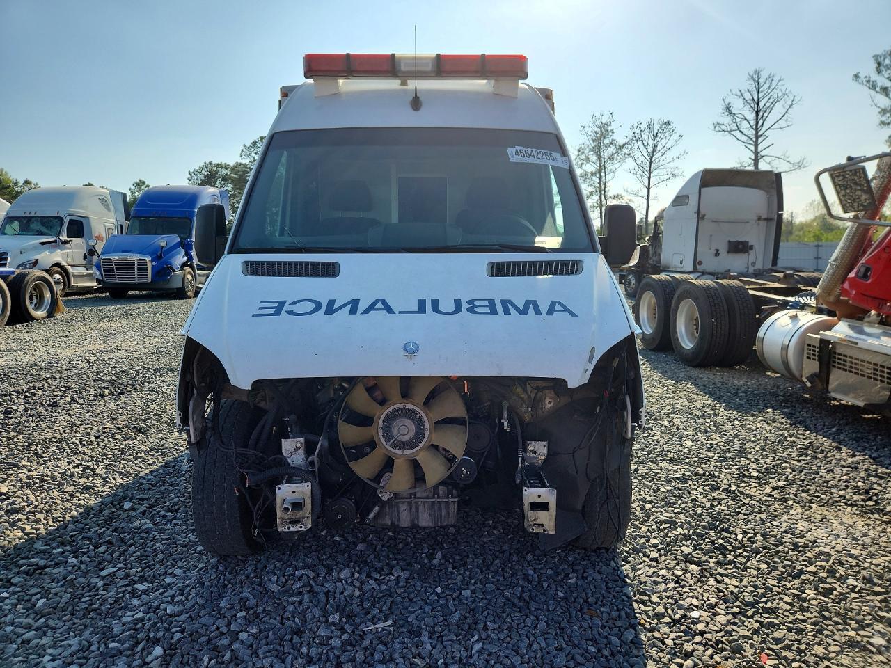 2012 Mercedes Benz Sprinter 2500 Ambulance - Фото 5