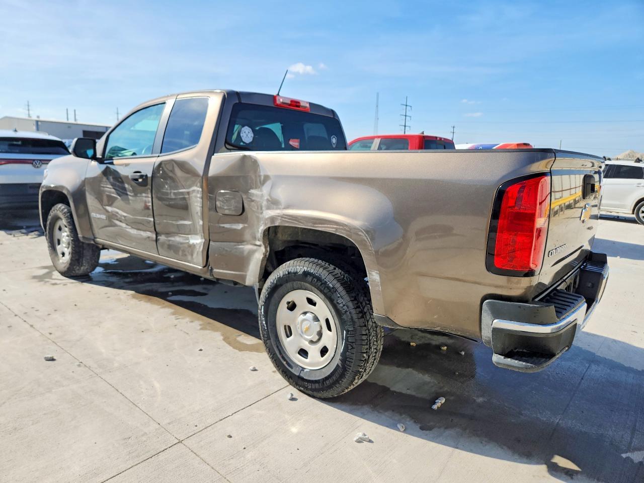 2016 Chevrolet Colorado - Фото 2