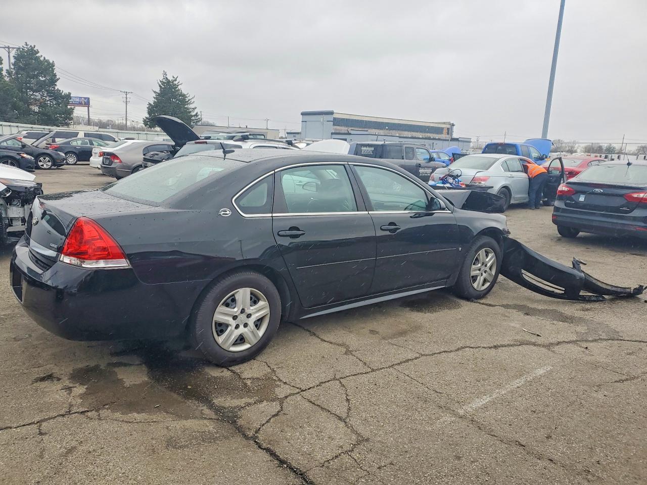 2009 Chevrolet Impala Ls - Image 3