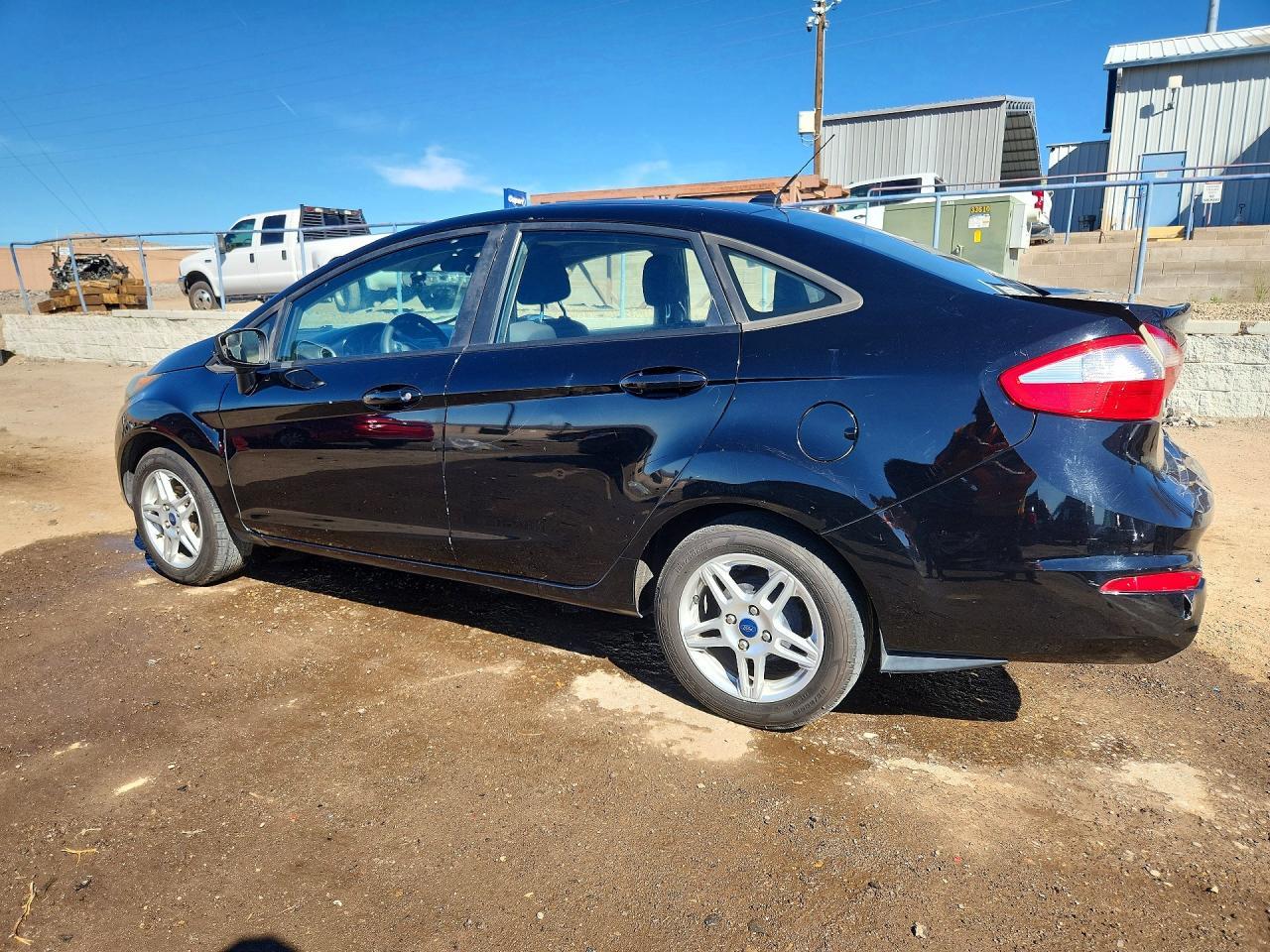 2019 Ford Fiesta Se - Фото 2