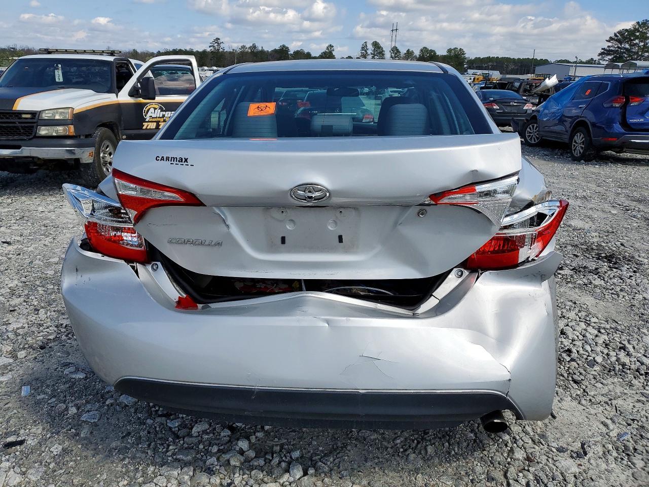 2015 Toyota Corolla L - Image 6