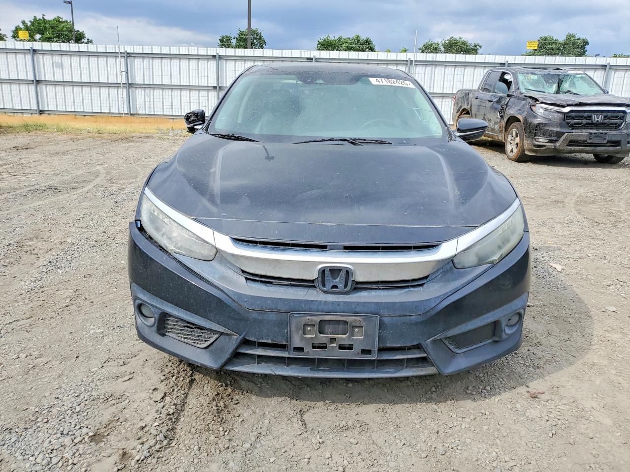 2016 Honda Civic Touring - Фото 5