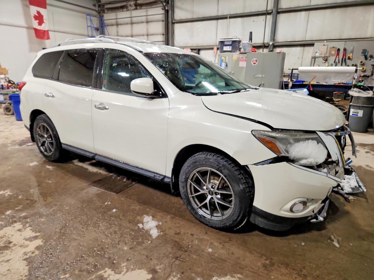 2016 Nissan Pathfinder S - Фото 4