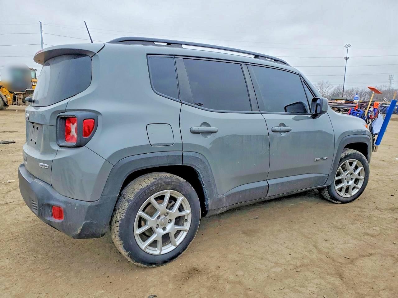 2020 Jeep Renegade Latitude - Фото 3