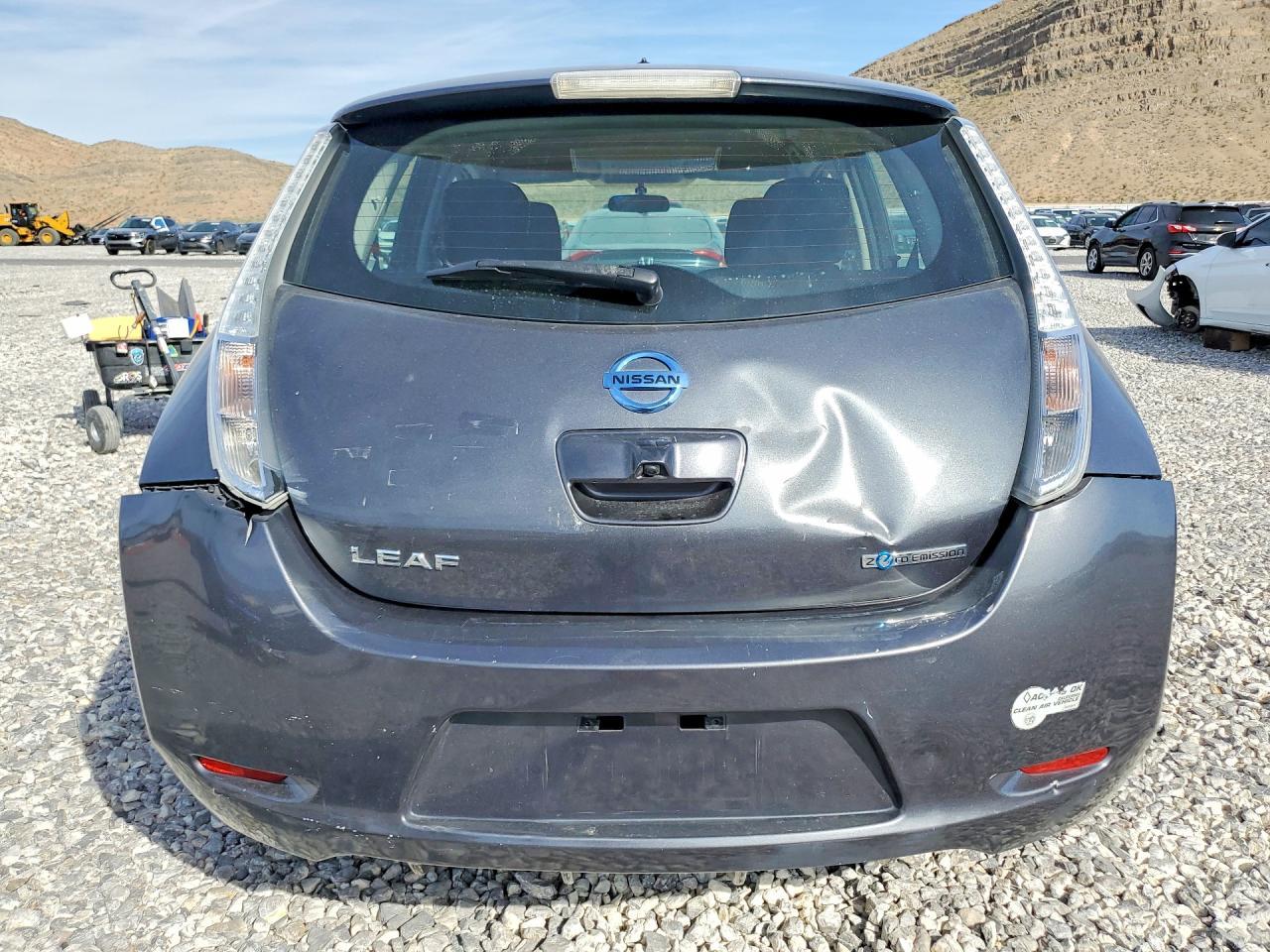2013 Nissan Leaf S - Фото 6