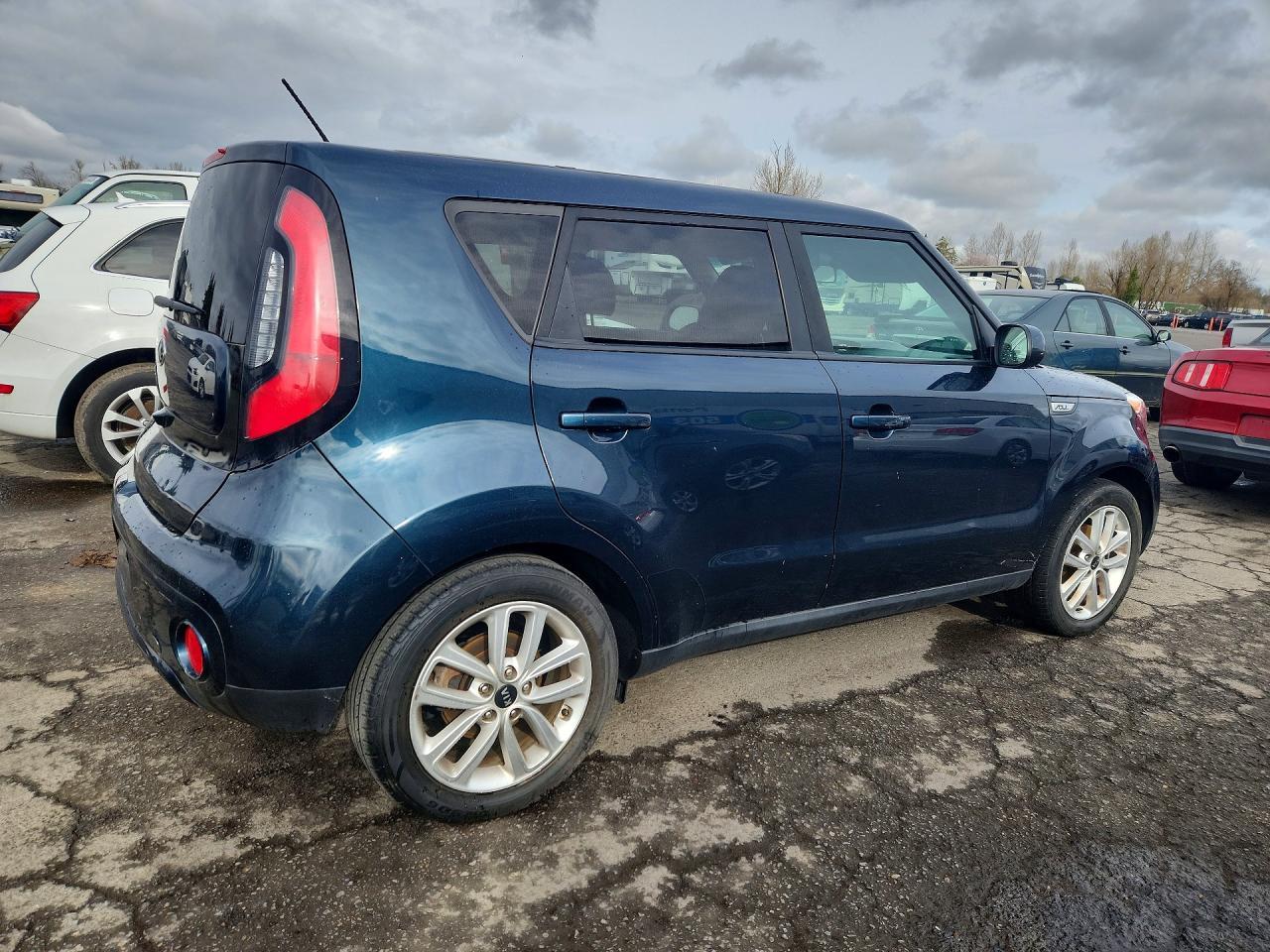 2017 Kia Soul + - Фото 3