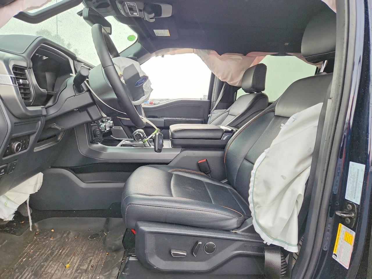 2025 Ford F150 Lariat - Фото 7