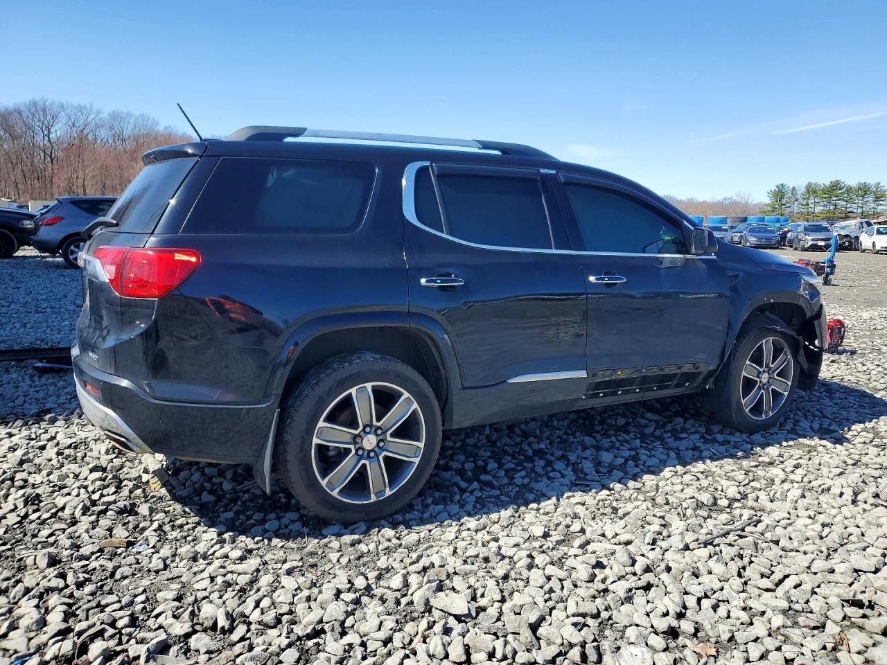 2017 GMC Acadia Denali - Фото 3