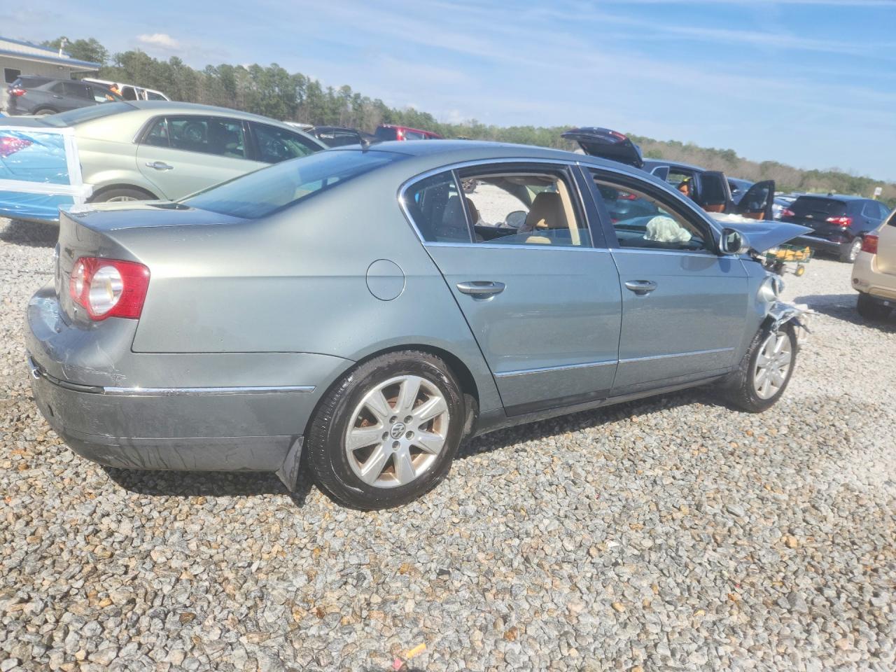 2007 Volkswagen Passat 2.0T - Image 3