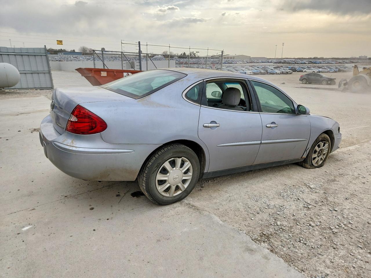 2005 Buick Lacrosse Cx - Фото 3