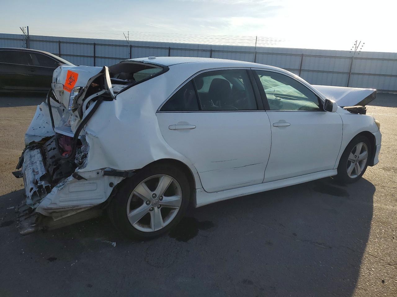 2010 Toyota Camry Se - Фото 3