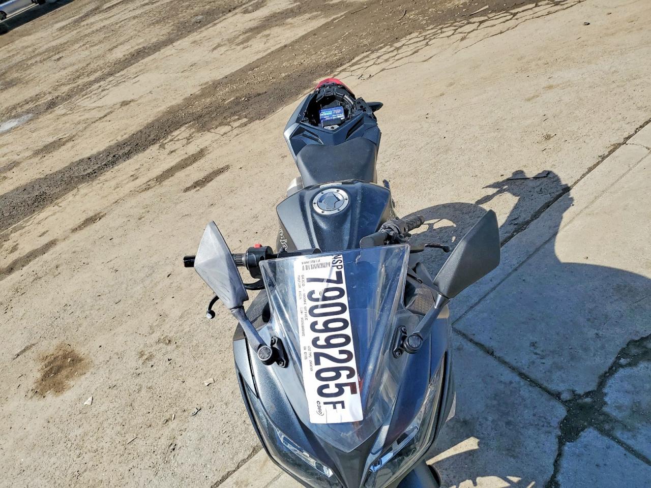 2016 Kawasaki Ex300 A - Image 5