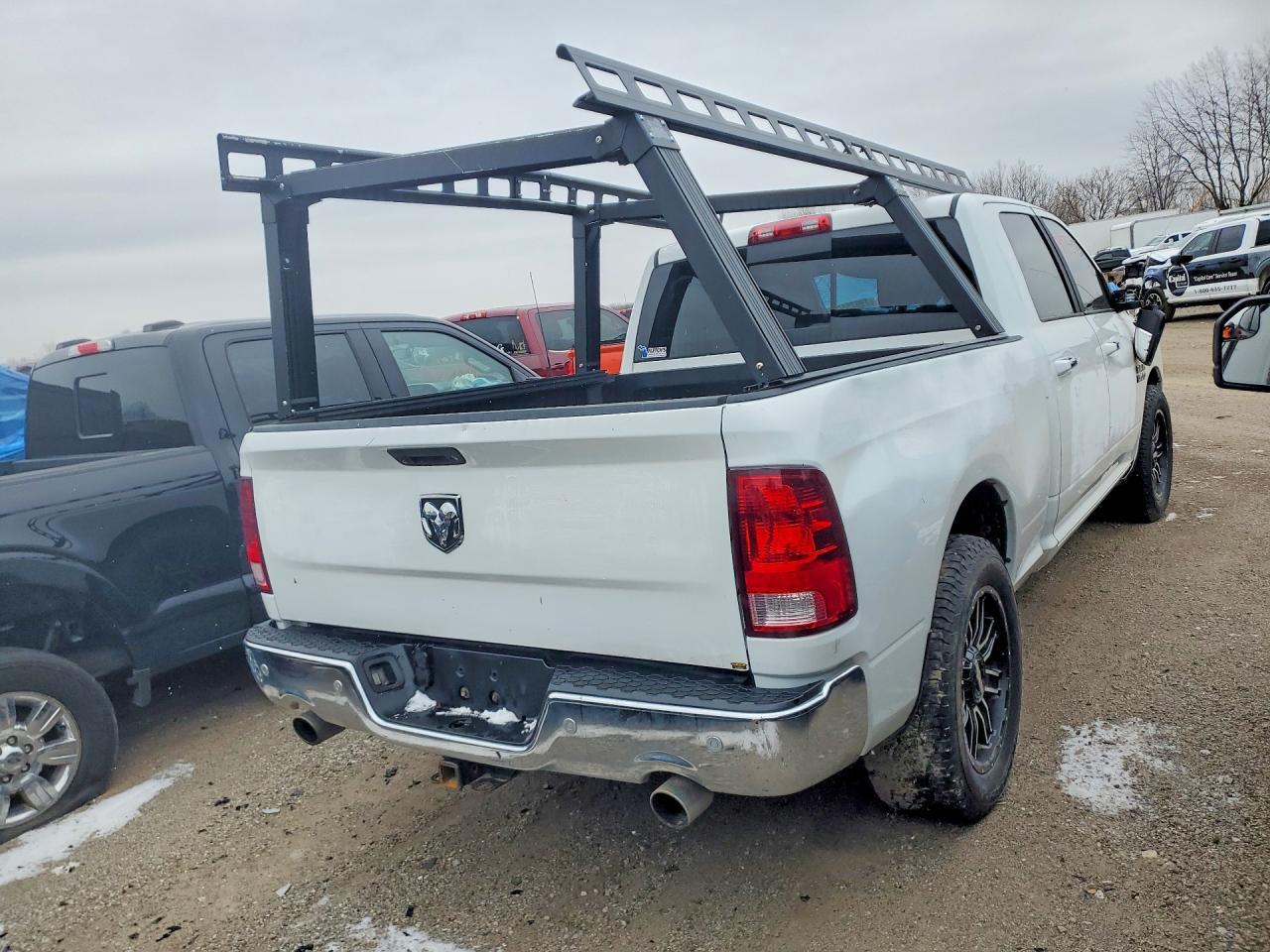 2016 Ram 1500 Slt - Image 3