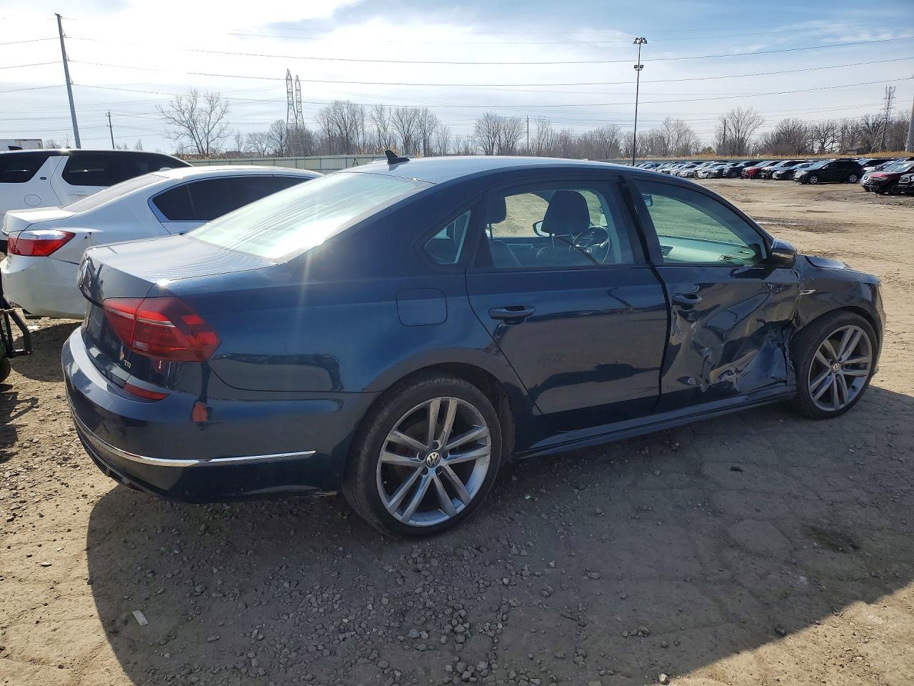 2018 Volkswagen Passat S - Image 3