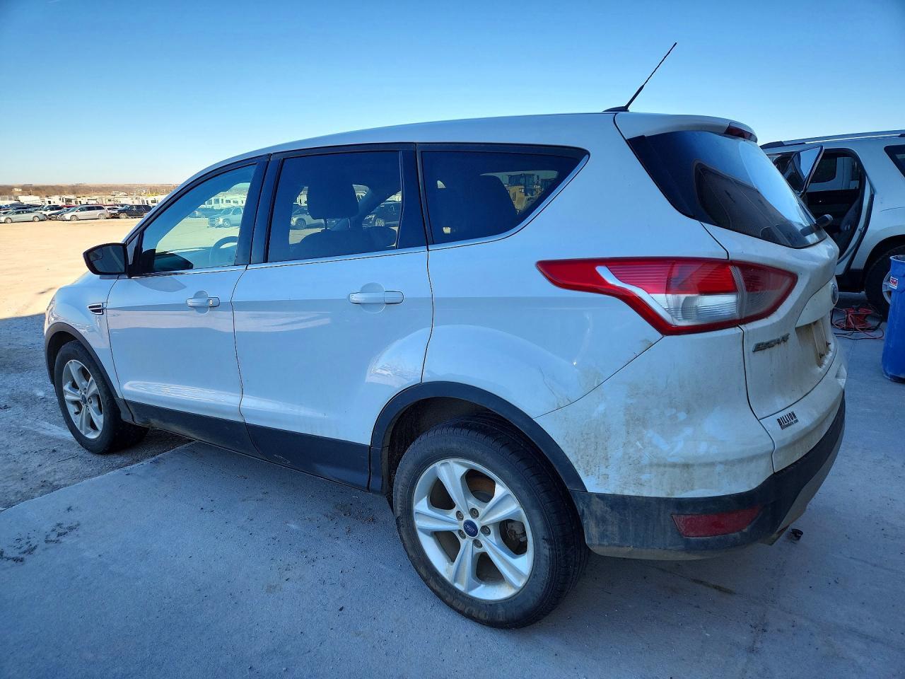 2016 Ford Escape Se - Фото 2