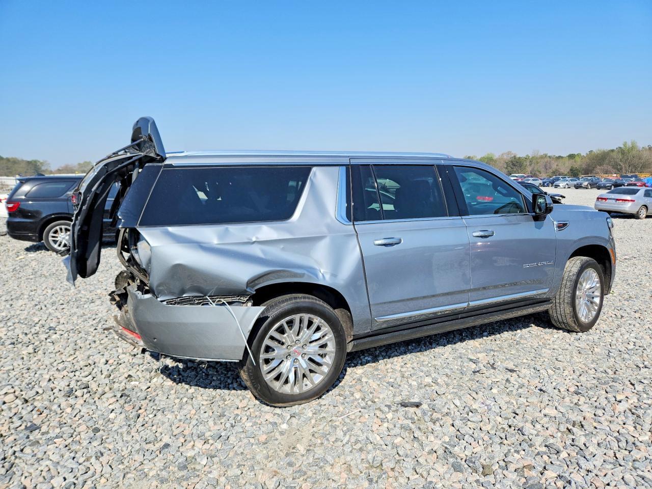 2025 GMC Yukon Xl Denali - Фото 3
