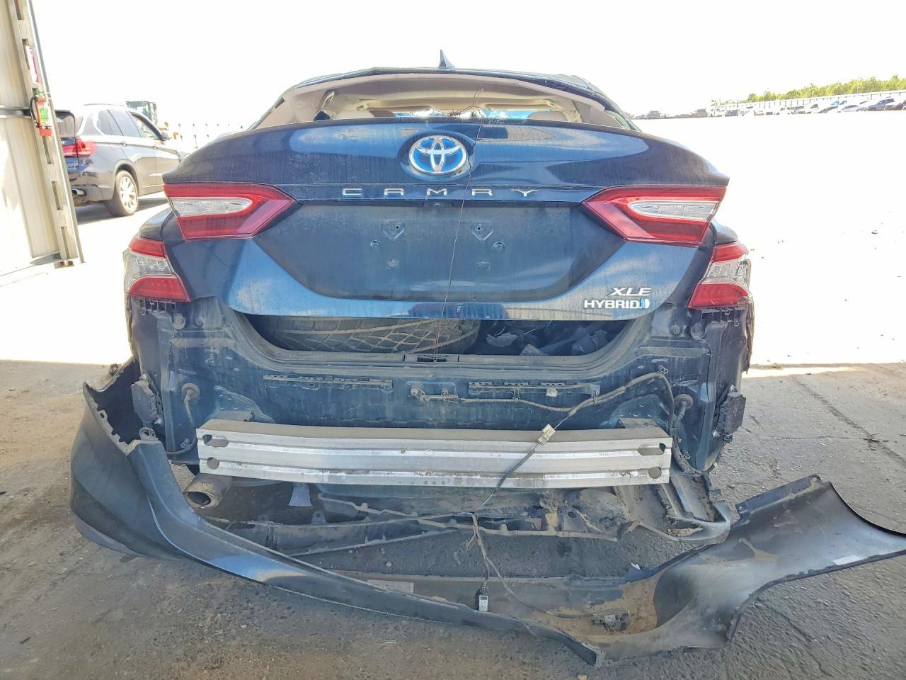 2018 Toyota Camry Hybrid Xle - Фото 6