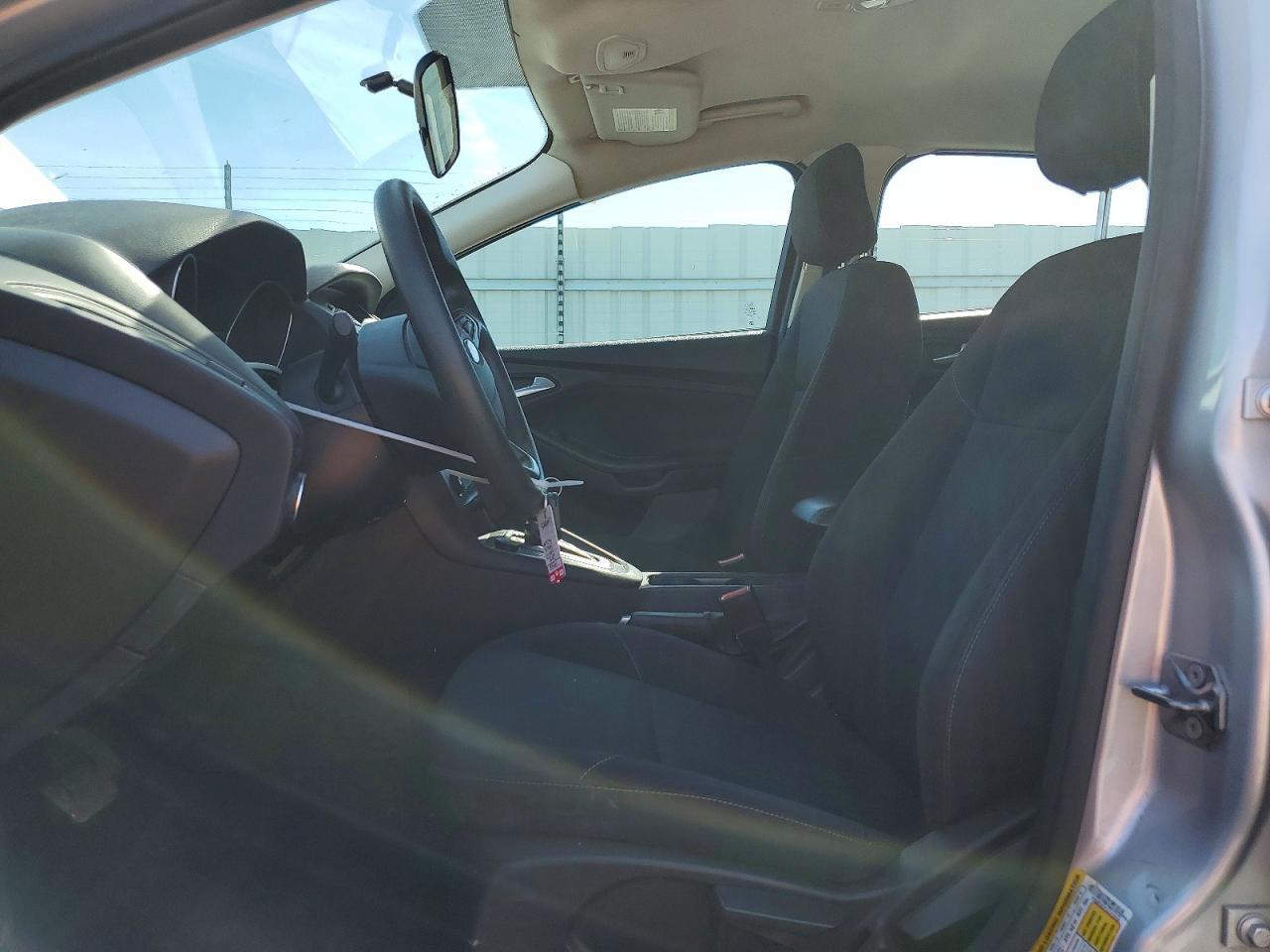 2018 Ford Focus Se - Image 7